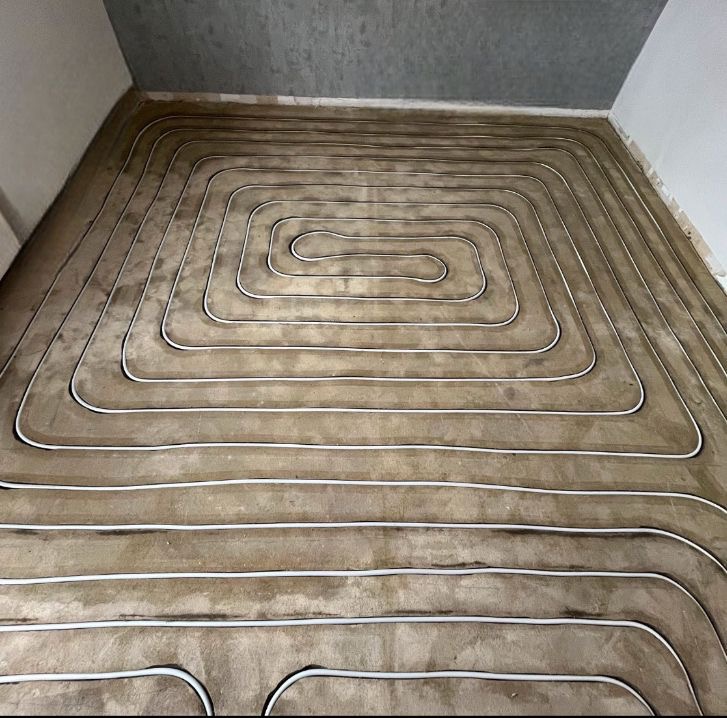 Fußbodenheizung im Bodenaufbau